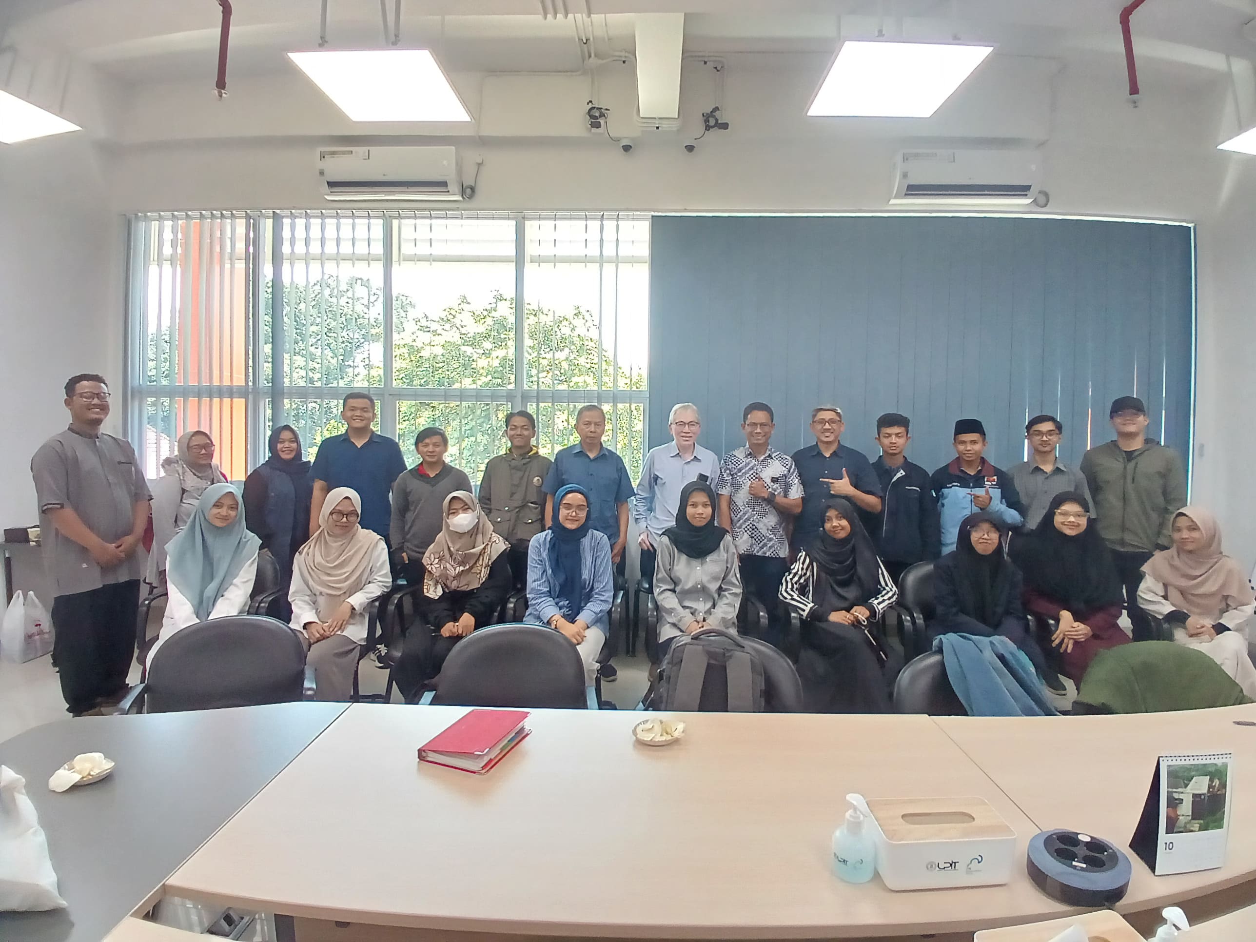 C-Level Share & Talk 002